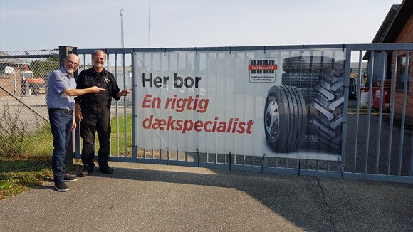 Her Bor En Rigtig Dãkspecialist